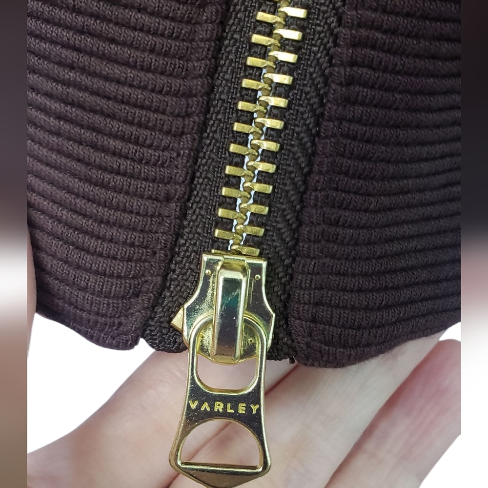 Varley Mae Sweatshirt with Gold Accent - Picture 7 of 15
